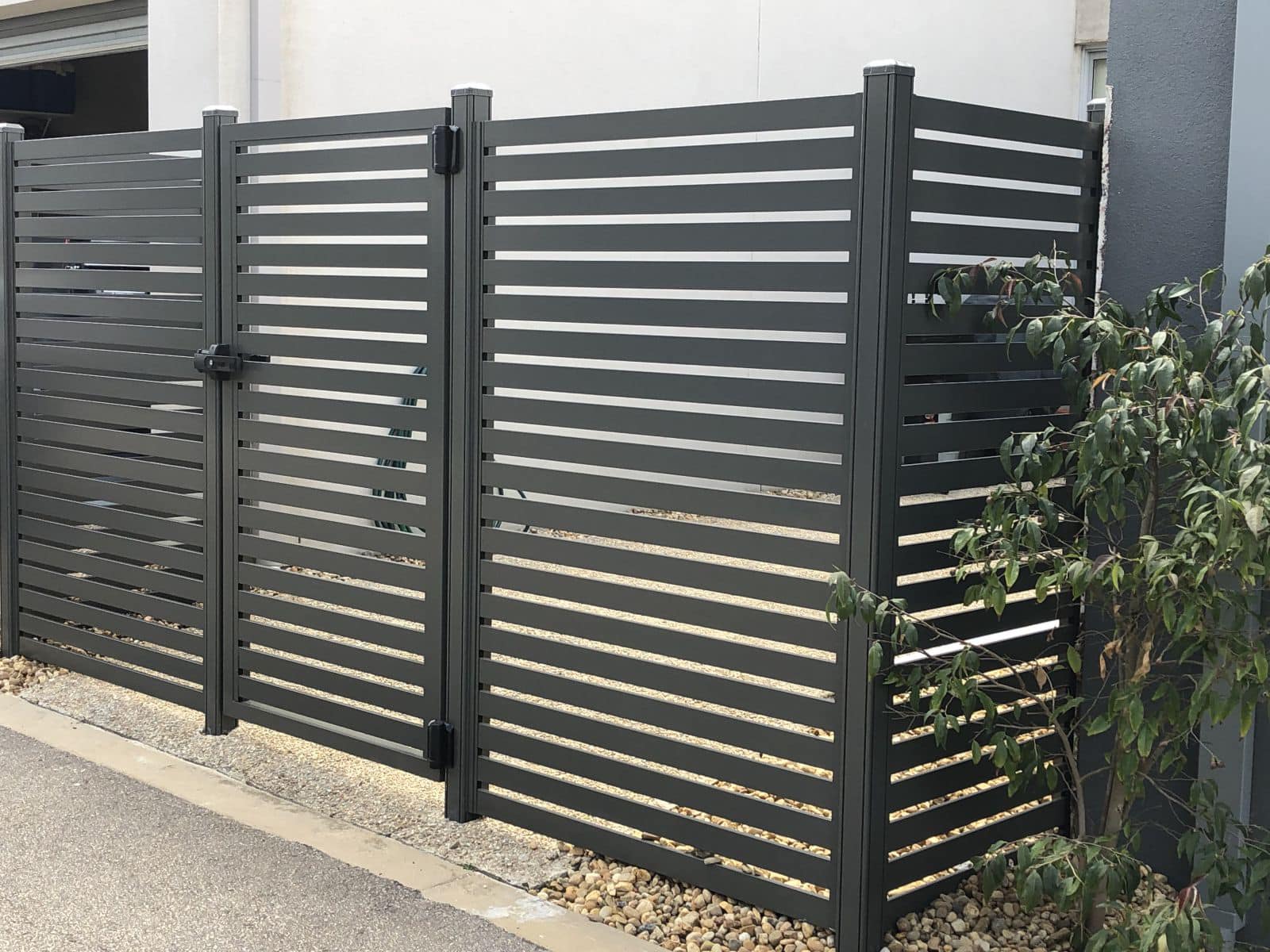 Aluminium Louvers Dubai Privacy Facade Installation