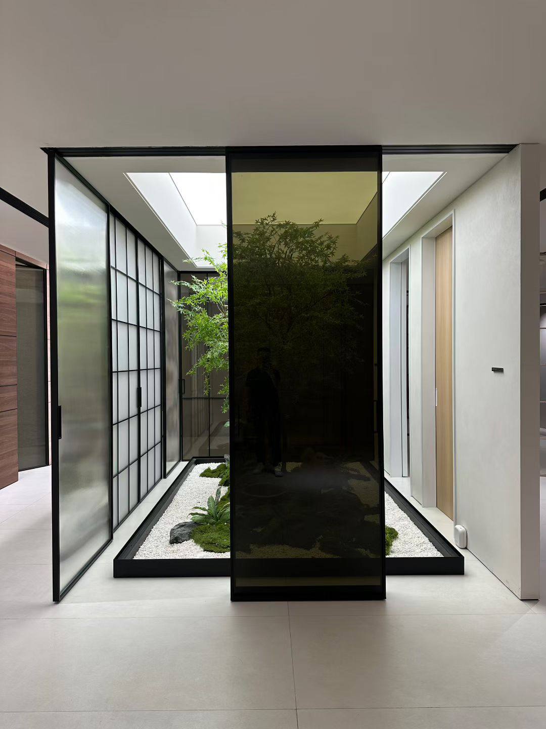 Aluminium Sliding Doors Dubai Modern System Installation